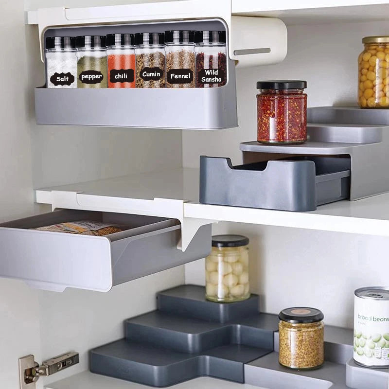 Space-saving spice storage rack for kitchen