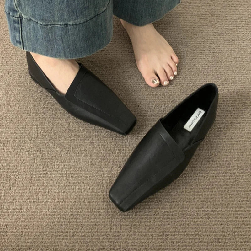 Soft Leather Loafers – Stylish Comfort for Everyday Wear