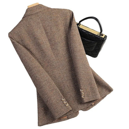 Autumn/winter office coat for ladies
