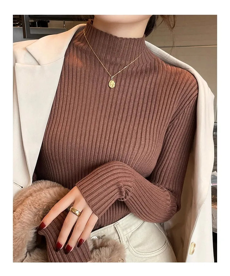 Women’s turtleneck long-sleeve pullover sweater