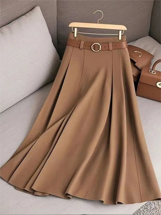 Elegant versatile knee-length skirt for women