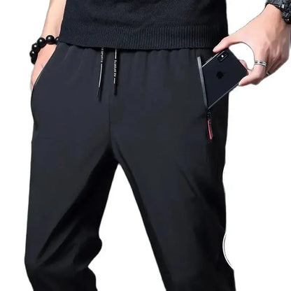 Cotton cargo shorts with button design and straight fit
