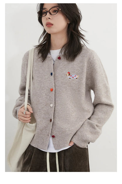 Casual knitted sweater with dog embroidery