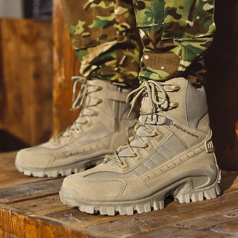 Wear-resistant ankle boots for hunting and walking