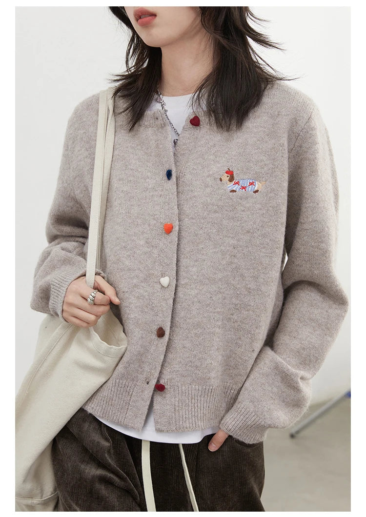 Casual knitted sweater with dog embroidery