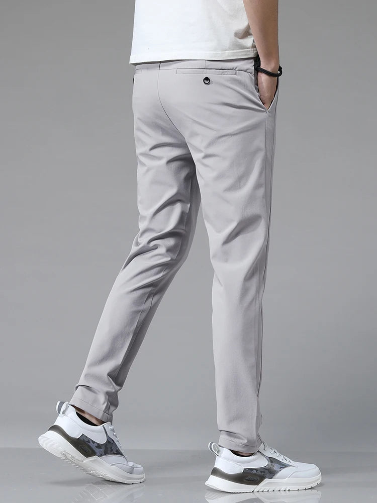 Breathable spring/summer golf and sports trousers