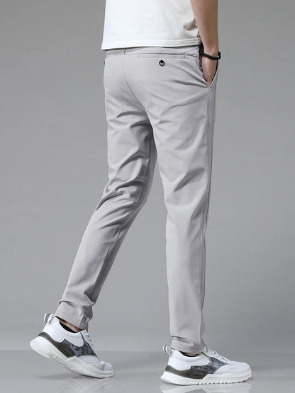 Breathable spring/summer golf and sports trousers