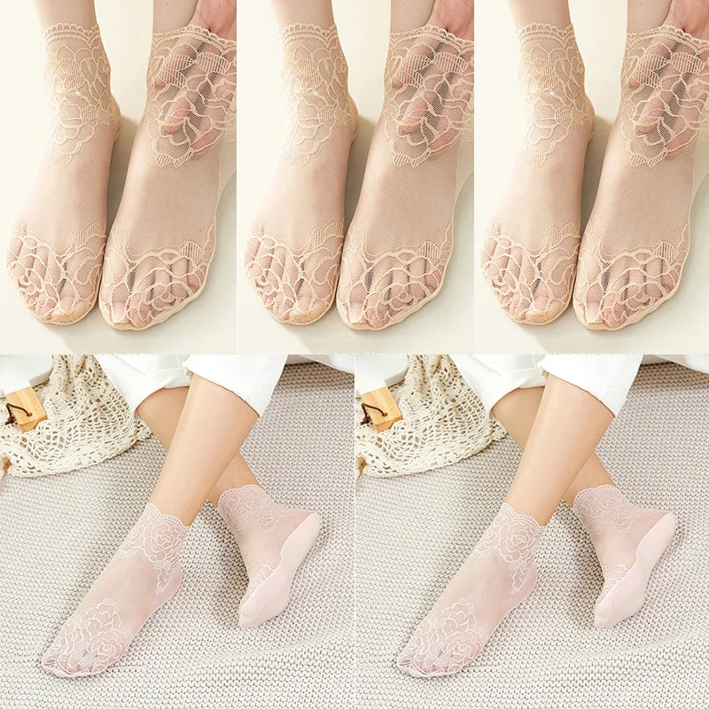5 Pairs Women’s Lace Invisible Socks – Thin Non-Slip Boat Socks