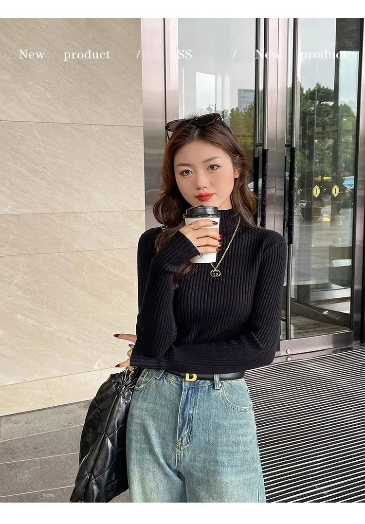 Women’s turtleneck long-sleeve pullover sweater