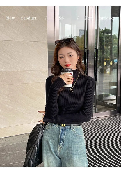 Women’s turtleneck long-sleeve pullover sweater