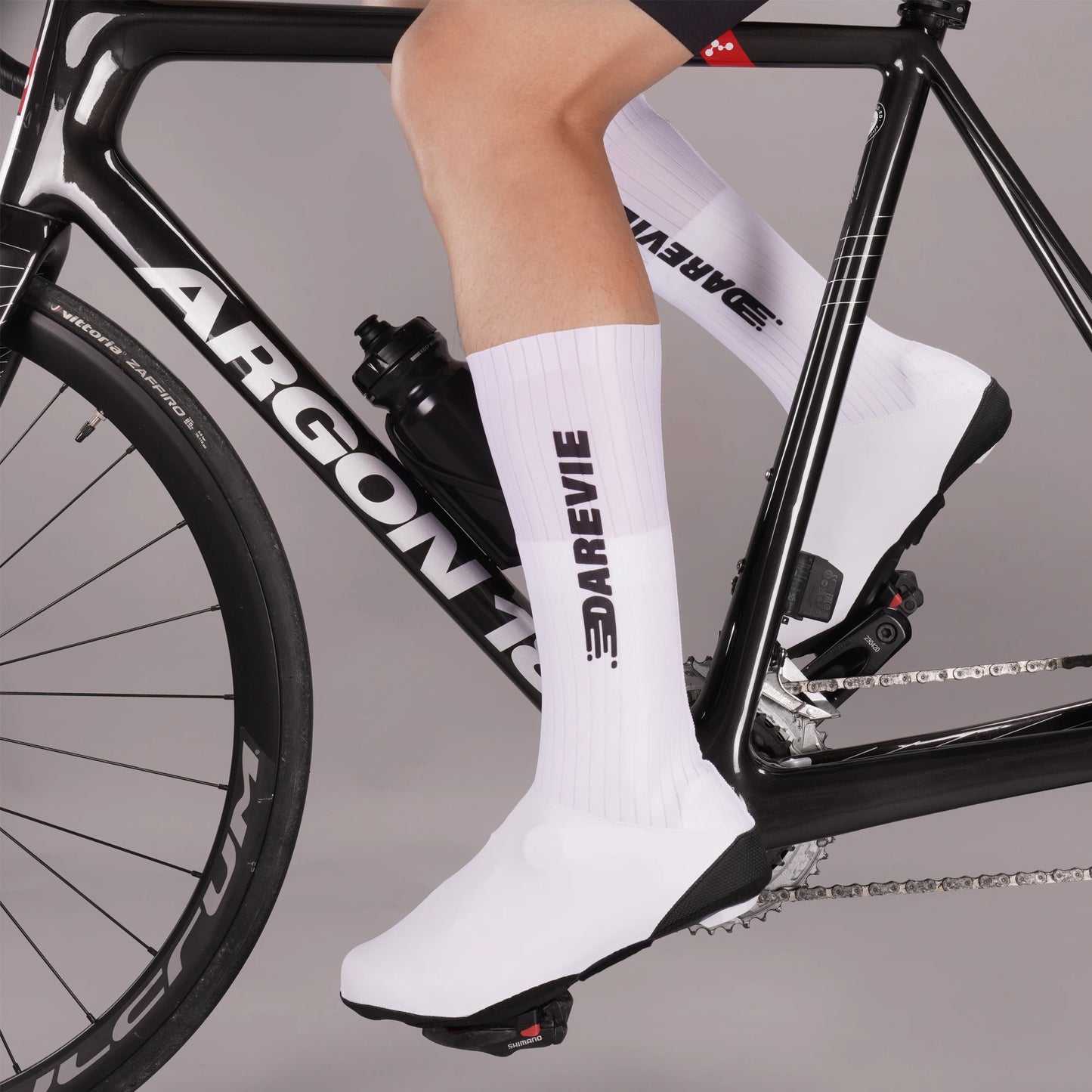 DAREVIE waterproof anti-slip cycling shoe covers