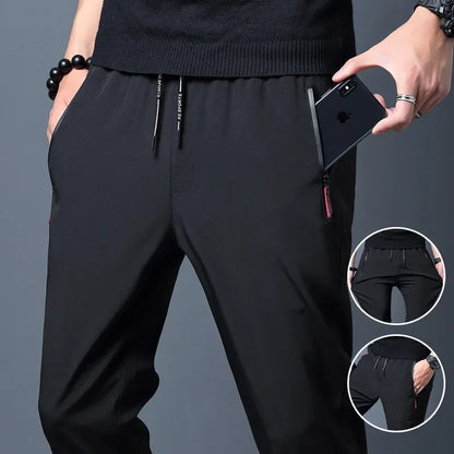 Cotton cargo shorts with button design and straight fit