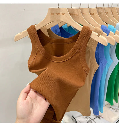 Women’s solid round-neck ribbed tank top