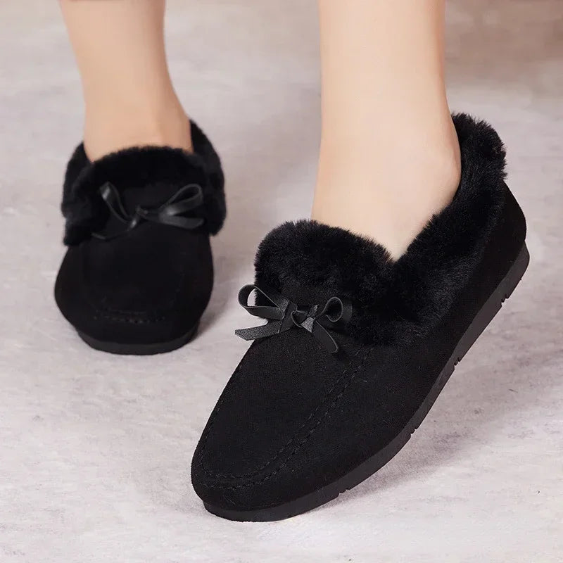Plush Flat Shoes – Stylish Women’s Winter Casual Footwear