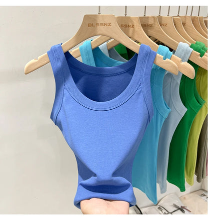 Women’s solid round-neck ribbed tank top