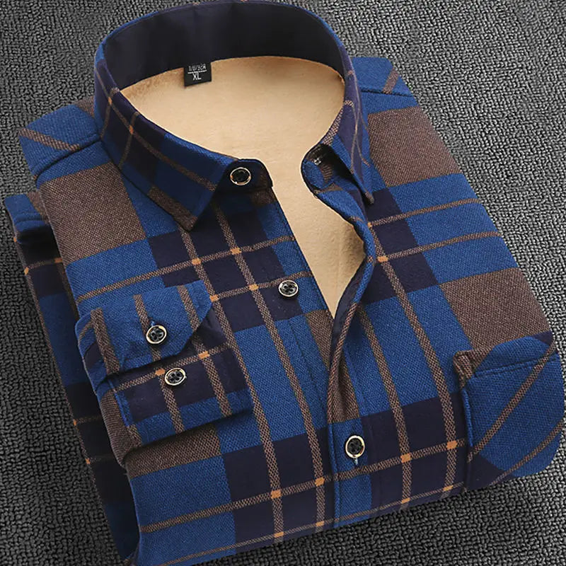 Men’s winter plaid shirt—soft, thick, and ideal for cold weather