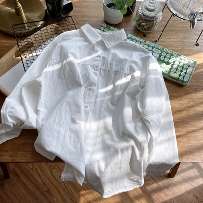 Elegant loose chic top for casual wear