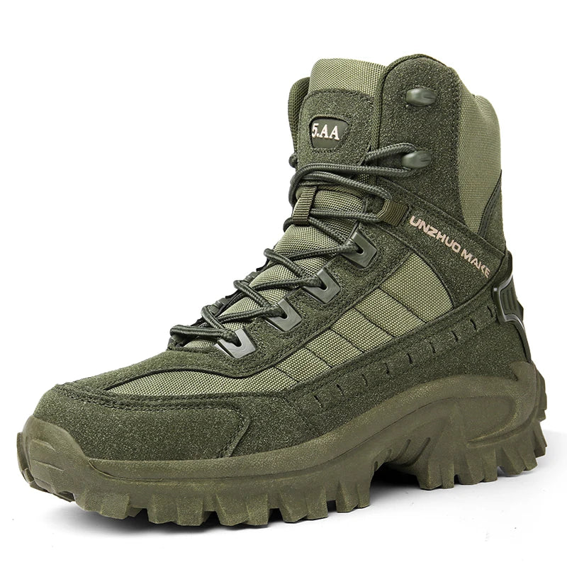 Wear-resistant ankle boots for hunting and walking