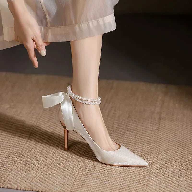 Luxury Fashion Pumps– Ribbon & Pearl Chain Design