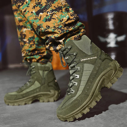 Wear-resistant ankle boots for hunting and walking
