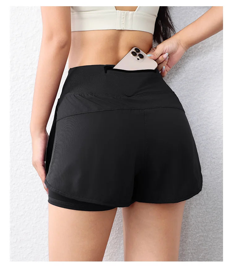 Layered sports shorts with pockets for yoga and fitness