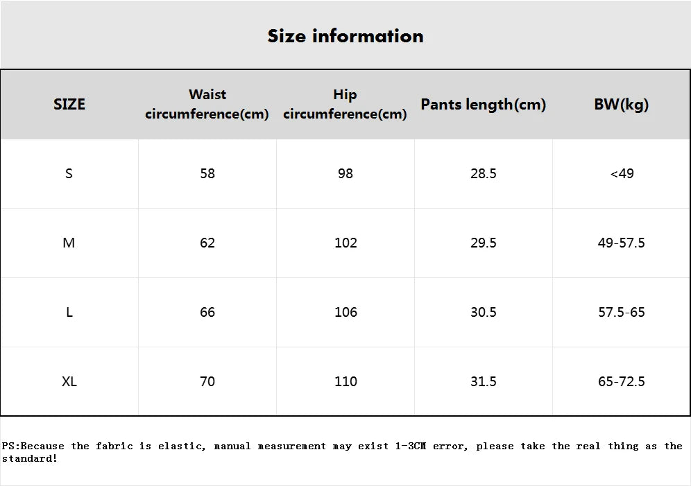 Layered sports shorts with pockets for yoga and fitness