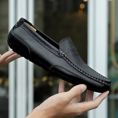 Stylish men’s classic moccasins for work and outings