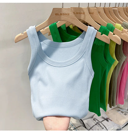 Women’s solid round-neck ribbed tank top