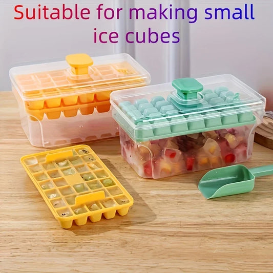 68-piece ice cube tray with lid and storage bin
