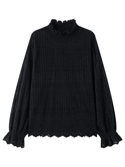 Cozy autumn/winter women’s pullover with stylish lace
