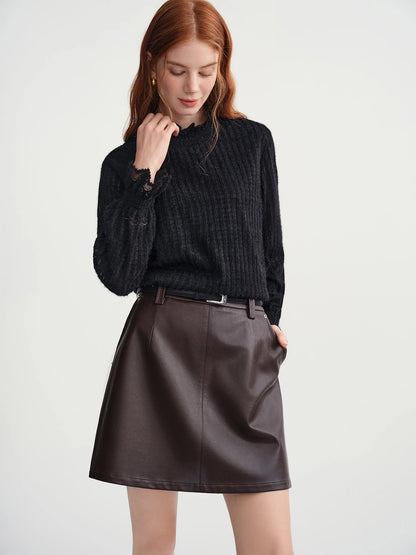 Cozy autumn/winter women’s pullover with stylish lace