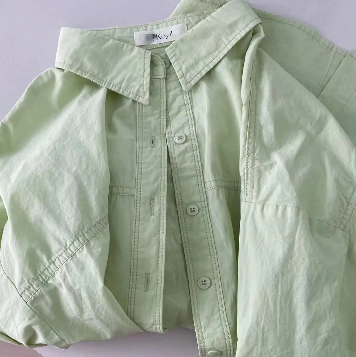 Elegant loose chic top for casual wear
