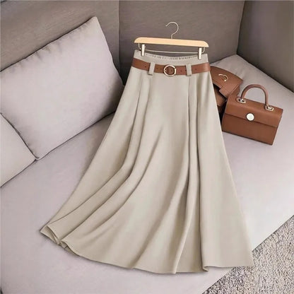 Elegant versatile knee-length skirt for women