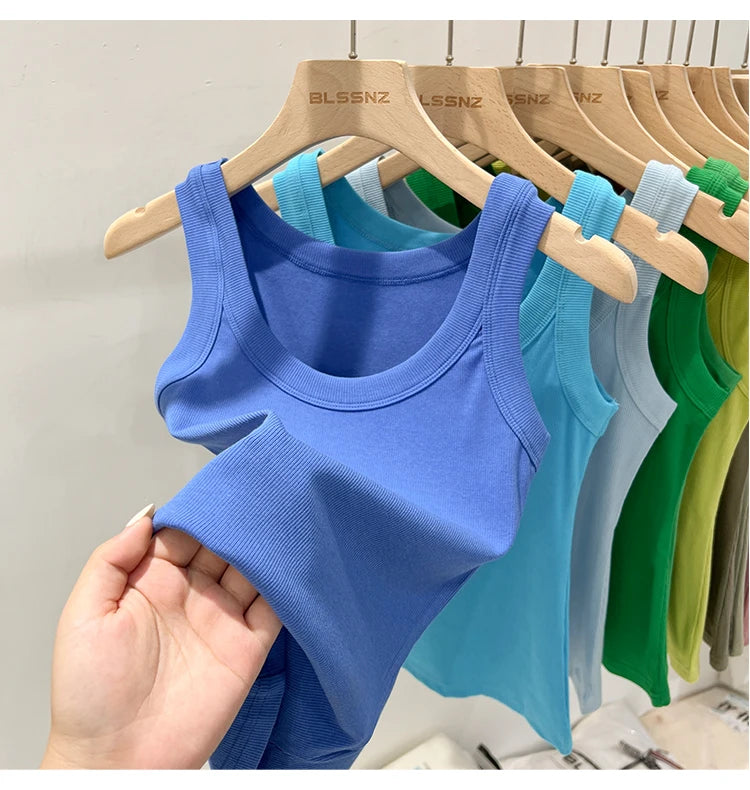 Women’s solid round-neck ribbed tank top