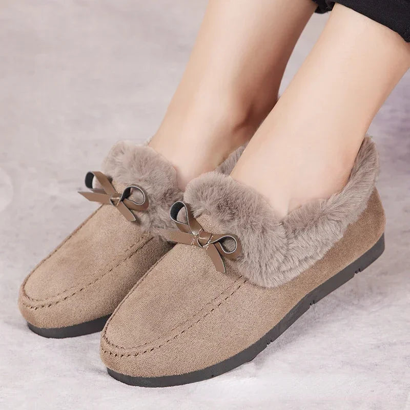 Plush Flat Shoes – Stylish Women’s Winter Casual Footwear
