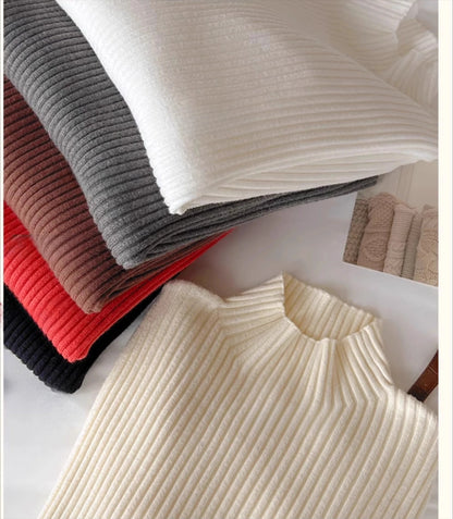 Women’s turtleneck long-sleeve pullover sweater