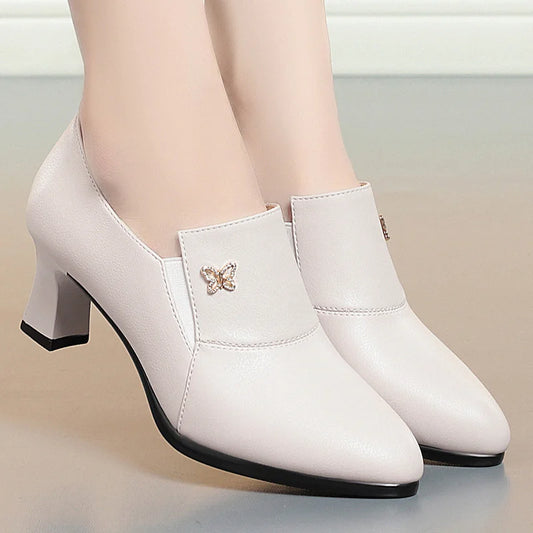 Chic Leather Women’s Pumps – Trendy Spring Office Shoes