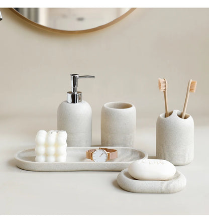 Functional 5-piece set for modern bathroom organization