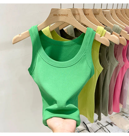 Women’s solid round-neck ribbed tank top