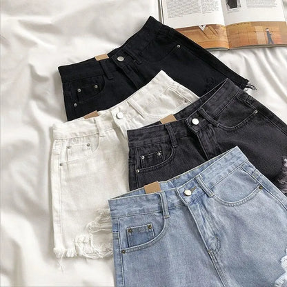 Casual ripped jeans with tassel pockets denim shorts, Y2K style