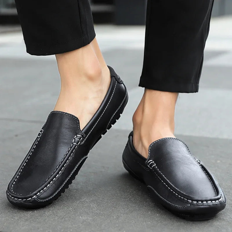 Stylish men’s classic moccasins for work and outings