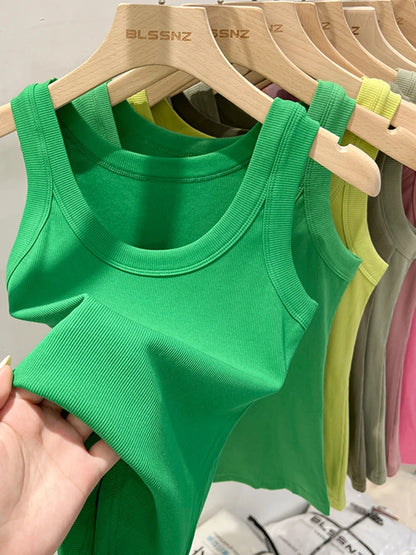 Women’s solid round-neck ribbed tank top