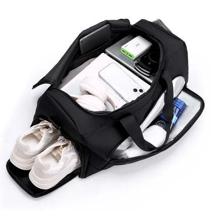 Large-capacity sports and gym duffel bag