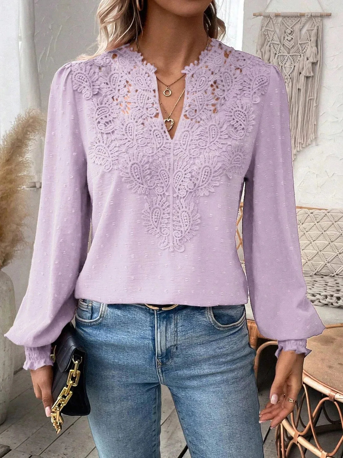 Women’s long-sleeve V-neck lace -trendy puff sleeve pullover