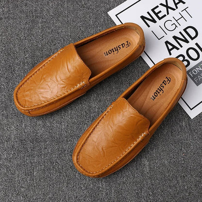 Stylish men’s classic moccasins for work and outings
