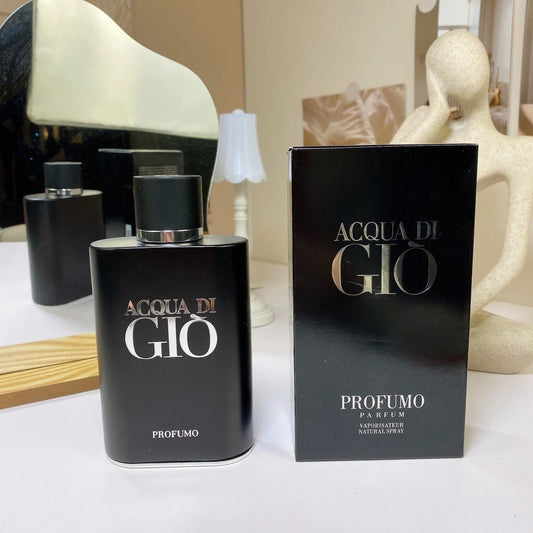 Luxury men’s perfume, long-lasting fragrance