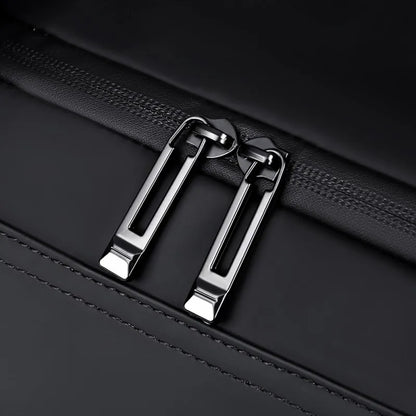 Large-capacity sports and gym duffel bag