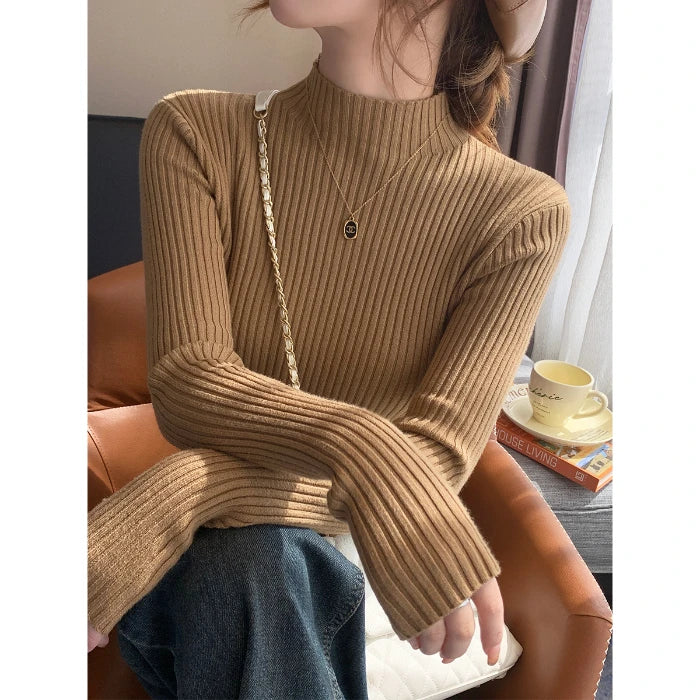 Women’s turtleneck long-sleeve pullover sweater