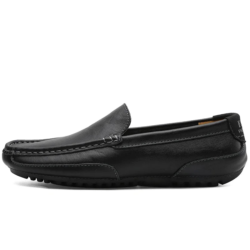 Stylish men’s classic moccasins for work and outings
