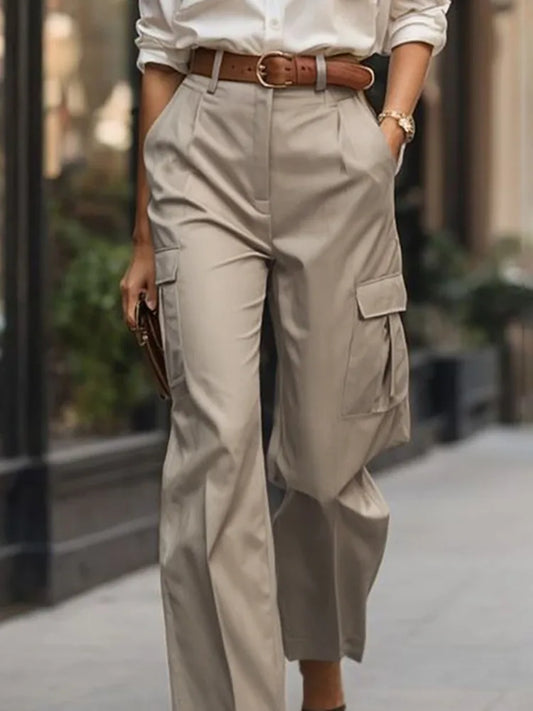 Women’s khaki high-waist cargo pants with pockets